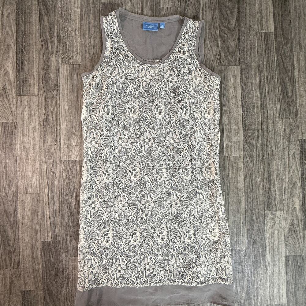 Simply Vera Vera Wang Sleeveless Lace Overlay Shift Dress Gray Floral Women’s M